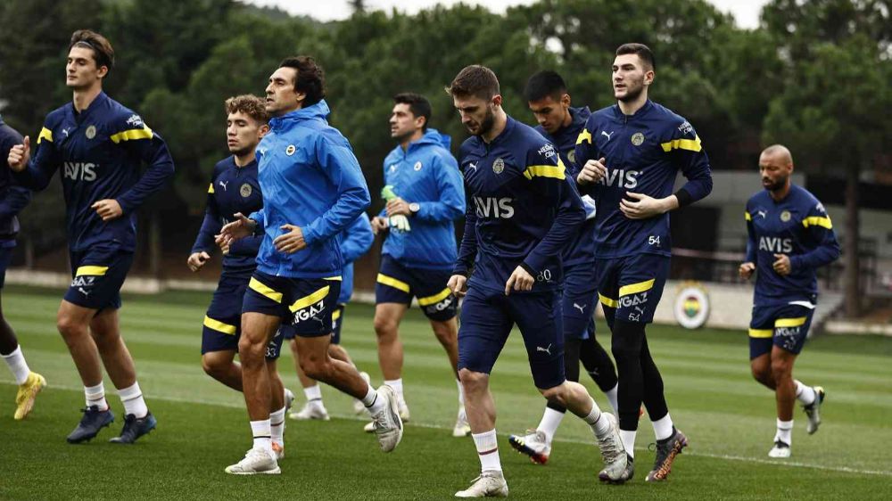 Fenerbahçe, Medipol Başakşehir maçına hızla hazırlanıyor
