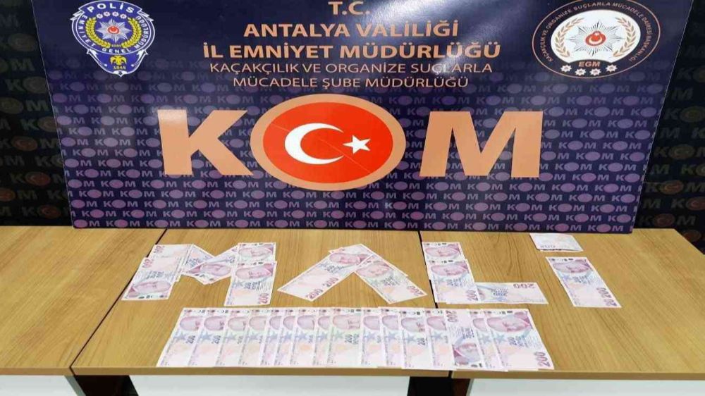 Antalya’da sahte para kullanan 1 kişi yakalandı.