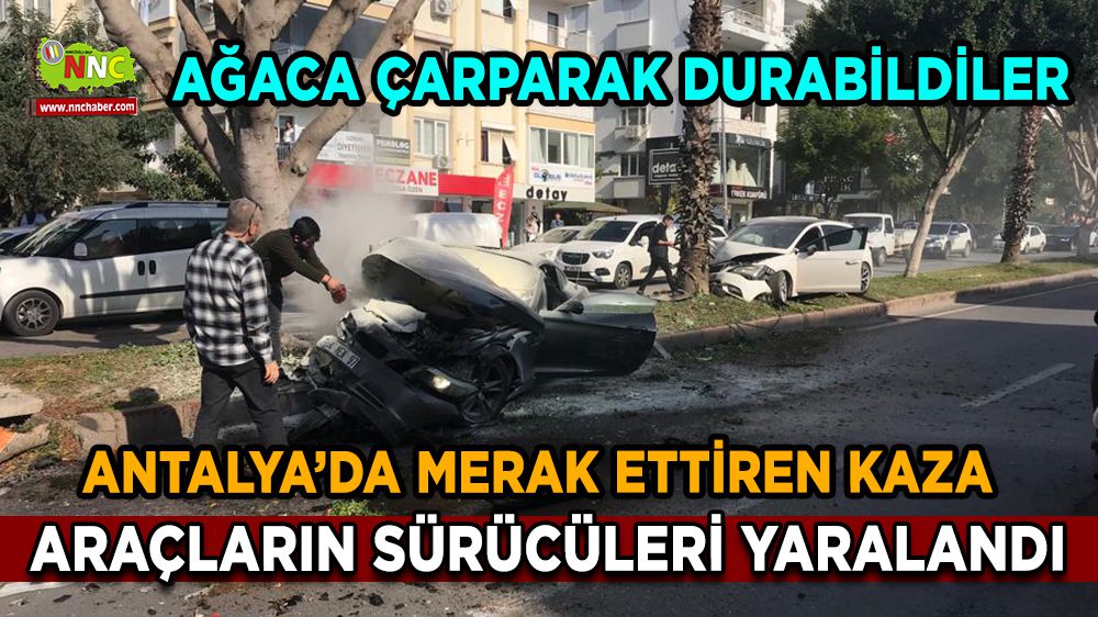 Antalya'da trafik kazası araçların sürücüleri yaralandı