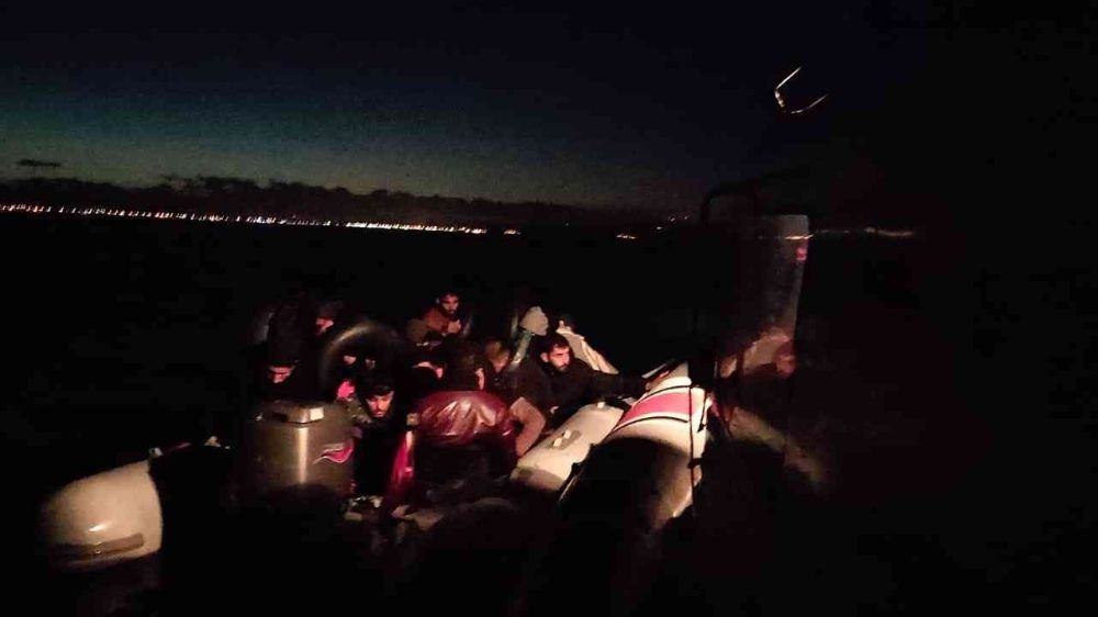 Ayvalık'ta göçmen olduğu bilinen 16 kişi yakalandı