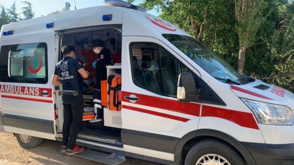 Bucak'ta Panjur Takarken Düşerek Yaralandı