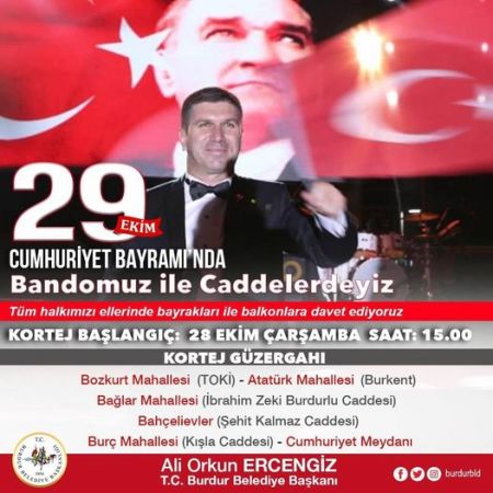 Burdur Belediye Başkanlığı'ndan Cumhuriyet Bayramı'nda Kortej