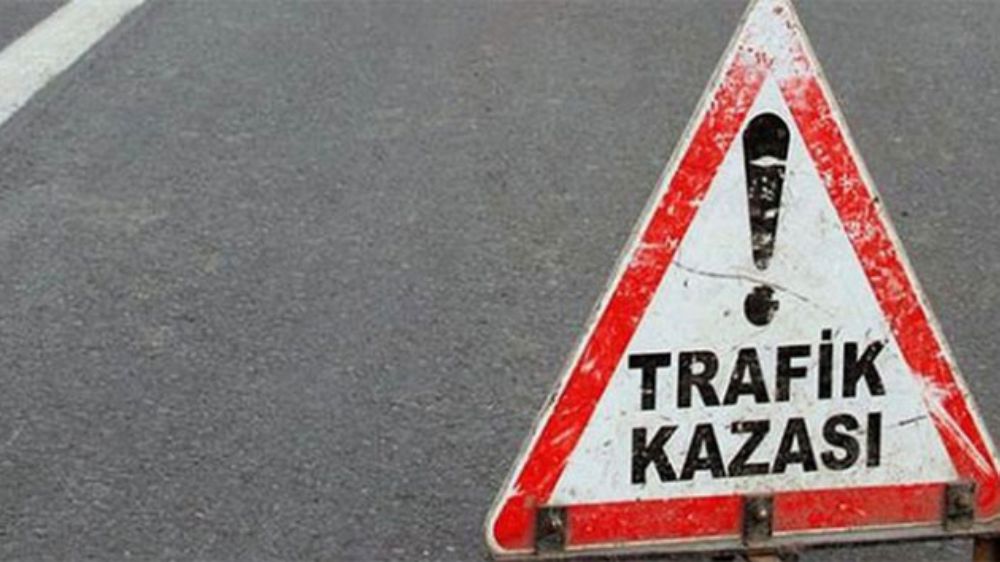 Düzce'de kontrolünü kaybeden sürücü trafik kazası yaptı