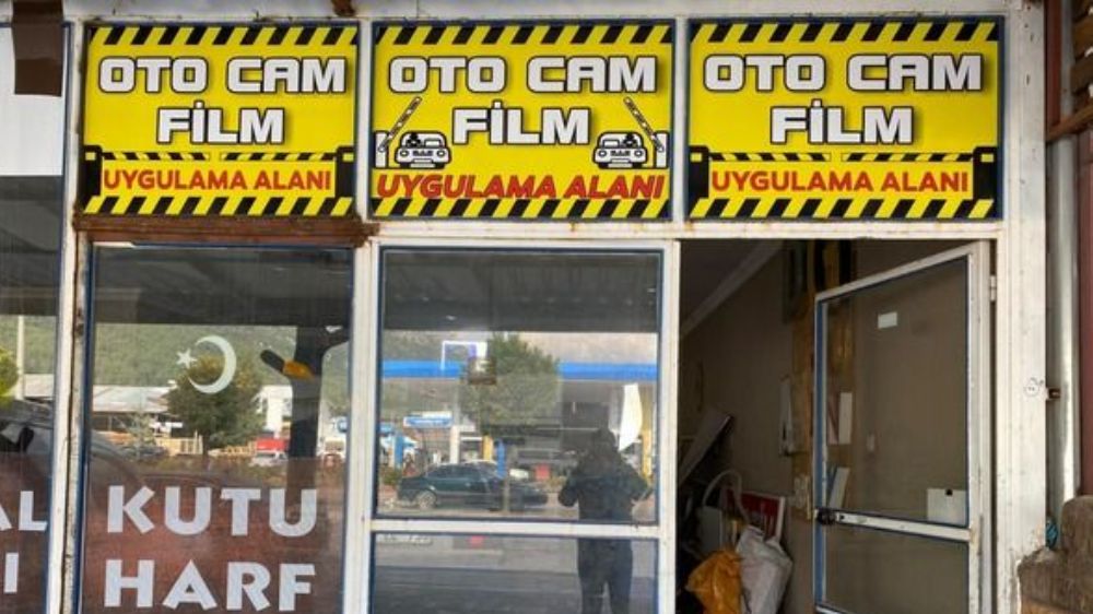 Kaliteli Ürün ve İşçiliğin Adresi Bütüner Oto Cam Filmi Bucak'ta Hizmetinizde...