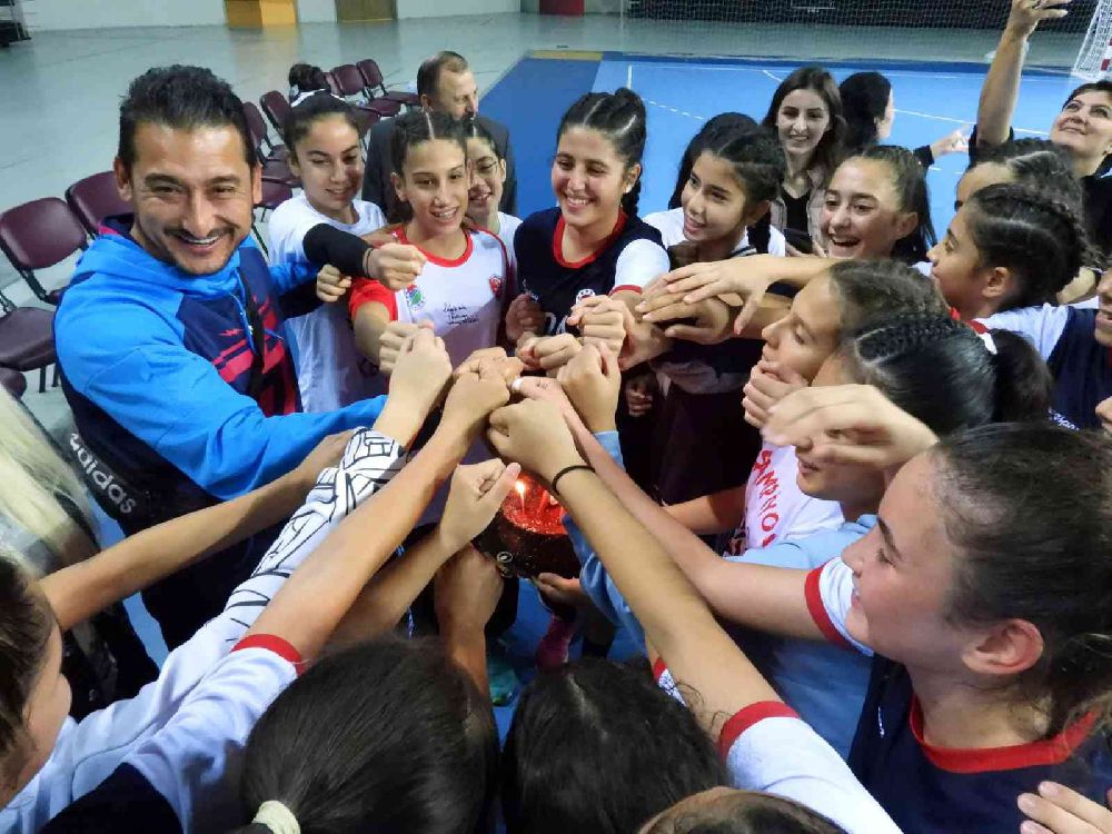 Antalya'da antrenörün çifte sevinci