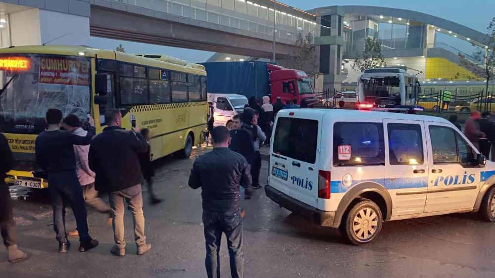 Gaziantep’te zincirleme kaza meydana geldi: 12 yaralı