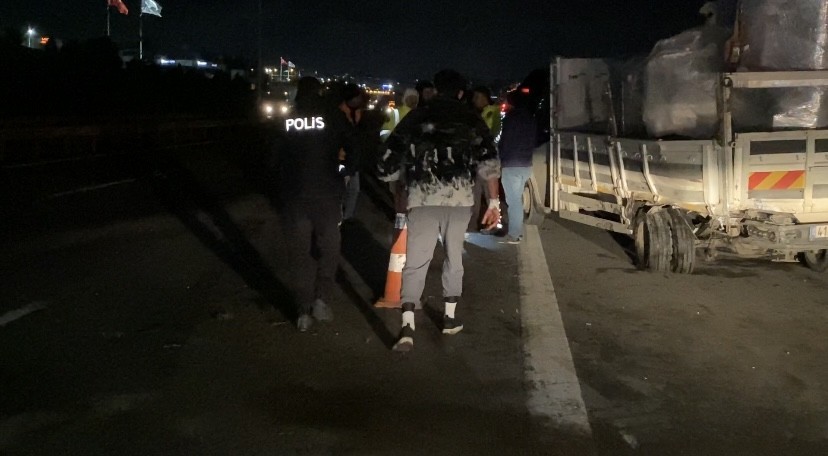 İstanbul'da ehliyetsiz ve alkollü sürücü kazaya yol açtı