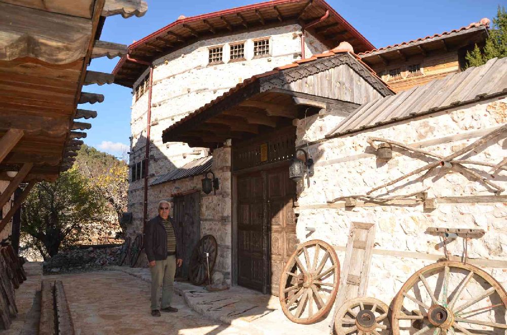 Antalya'da terk edilmiş köye 1 yılda 80 bin turist