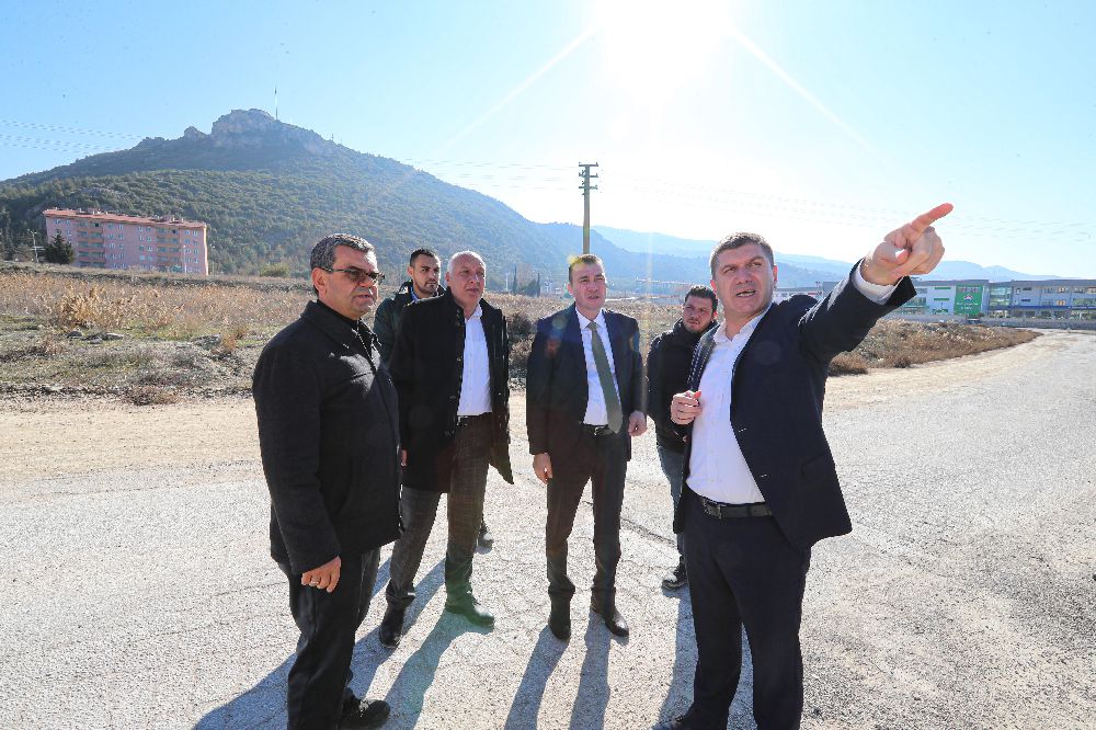 Başkan Ercengiz, 35 metrelik yolu inceledi