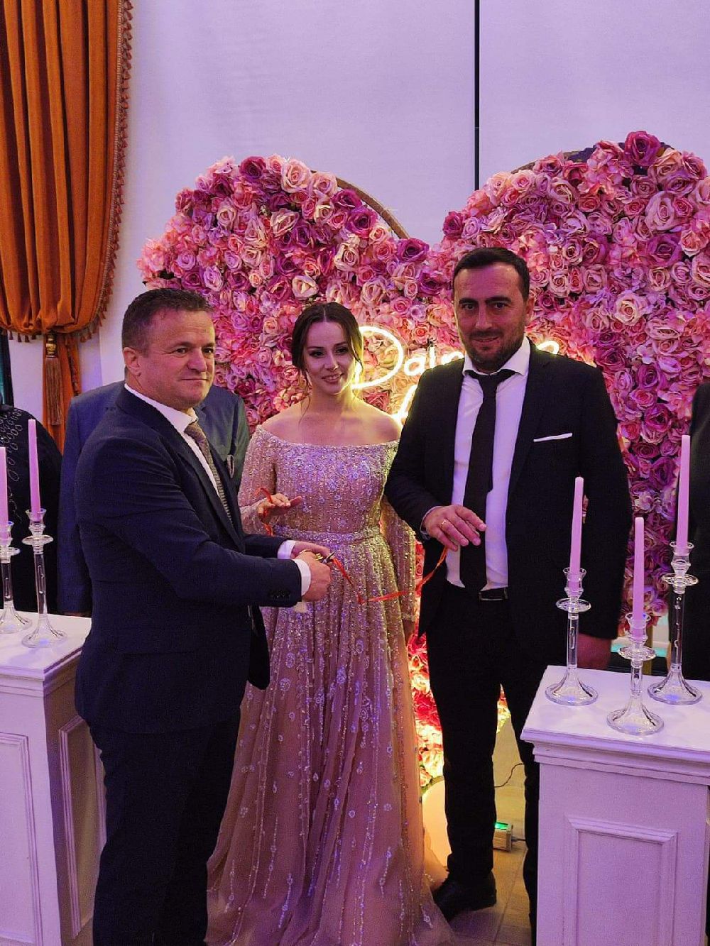Başkan Meçikoğlu'nun mutlu günü, oğlu evlilik için ilk adımı attı