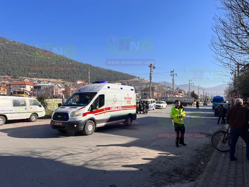 Bucak'ta kaza bisikletli çocuklar yaralandı