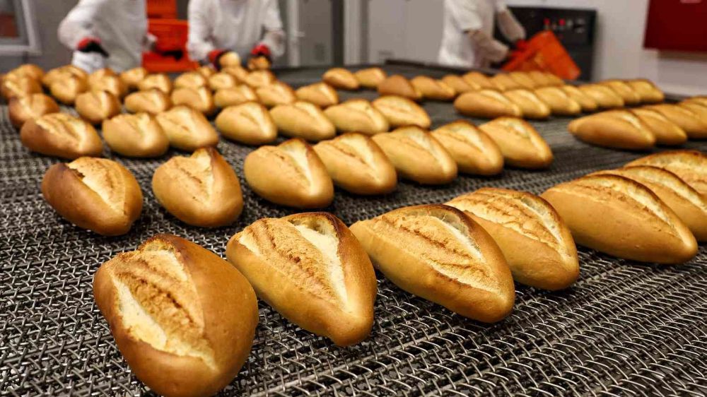 Antalya Büyükşehir Halk Ekmek'ten 6 ayda 6 milyon ekmek 