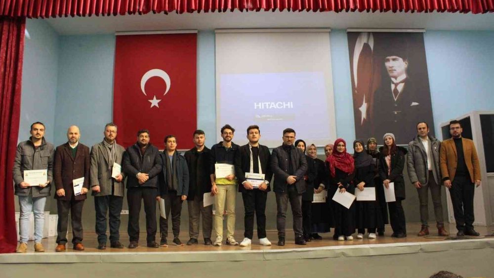 Düzce'de Genç Yazar yarışmasının kazananları belli oldu