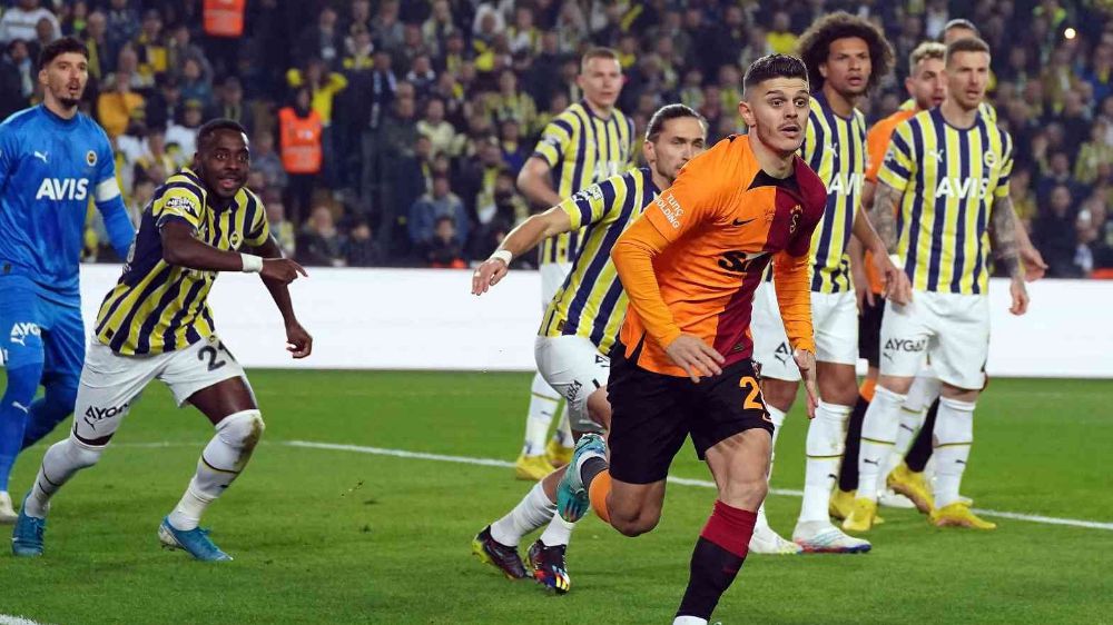 İstanbul'da derbide ilk 20 dakikada gol yok