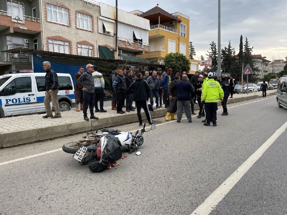 Antalya'da kaza 2 kişi yaralandı