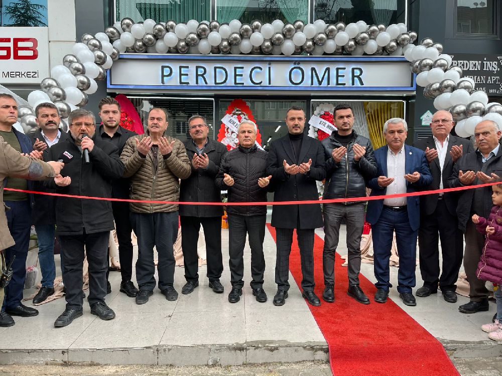Perdeci Ömer Bucak'ta hizmete açıldı Açılışa özel indirim rüzgarı