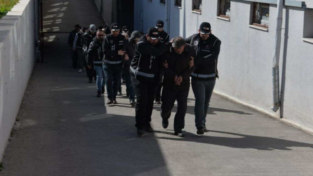 Adana’da gözaltına alınan 9 müteahhit ve mühendisten 6’sı tutuklandı