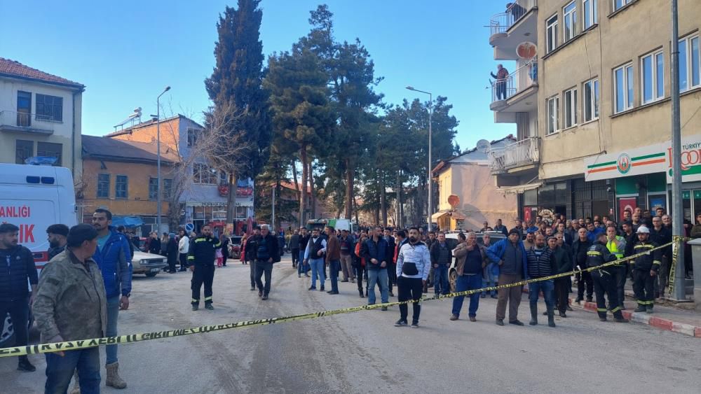 Burdur'da depremzedelerin kaldığı pansiyonda yangın paniği