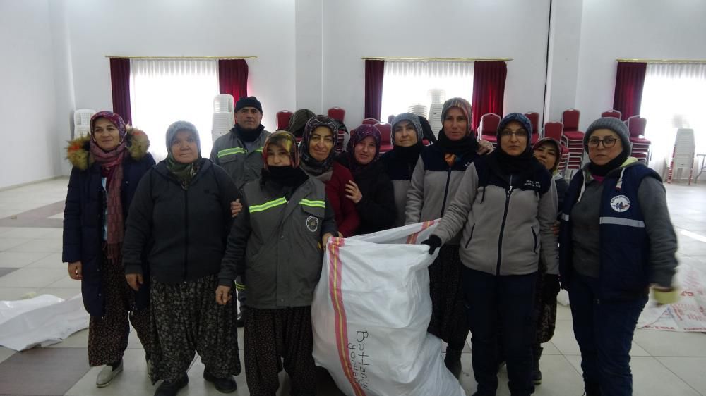 Burdur'dan deprem bölgesi için seferberlik