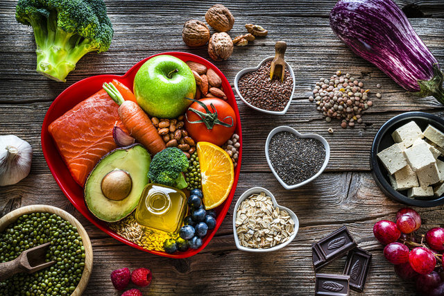 Hangi besinler kolesterolü düşürerek kalp sağlığına faydalıdır