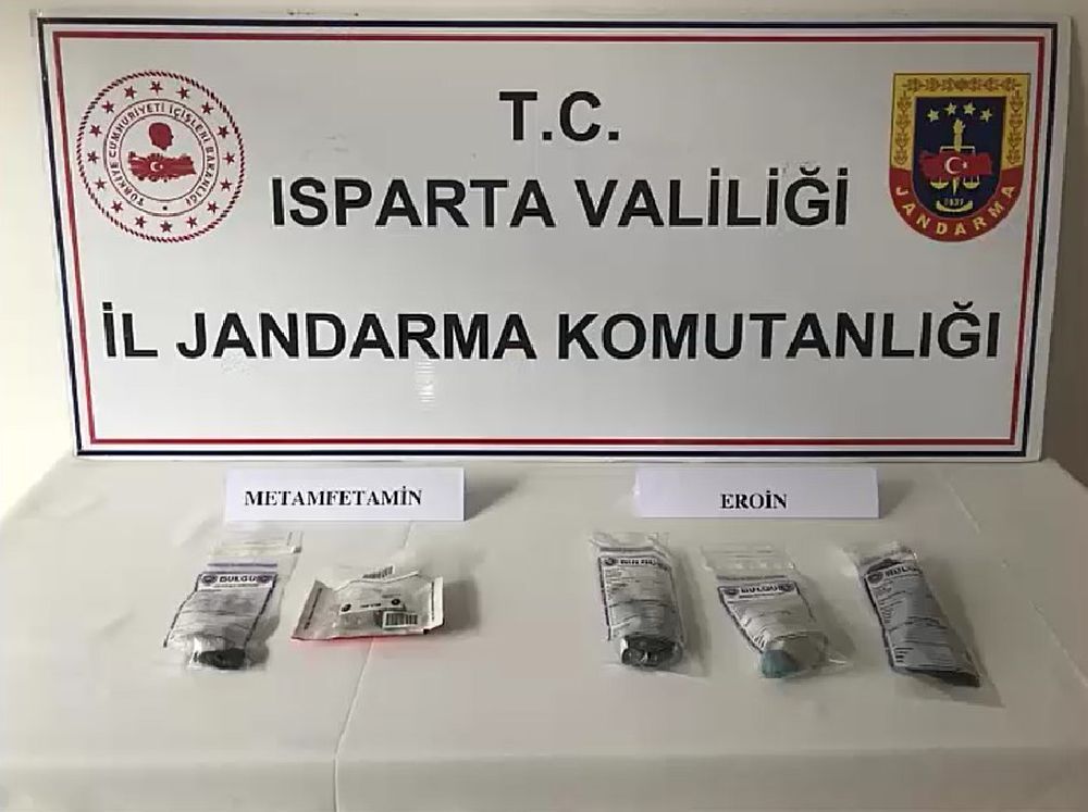 Isparta'da Kökünü Kurutma Operasyonunda 11 kişi tutuklandı
