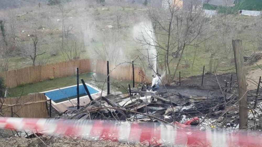 Sakarya’nın Sapanca ilçesinde korkunç olay Genç Sevgililer bungalov yanarak hayatlarını kaybetti .