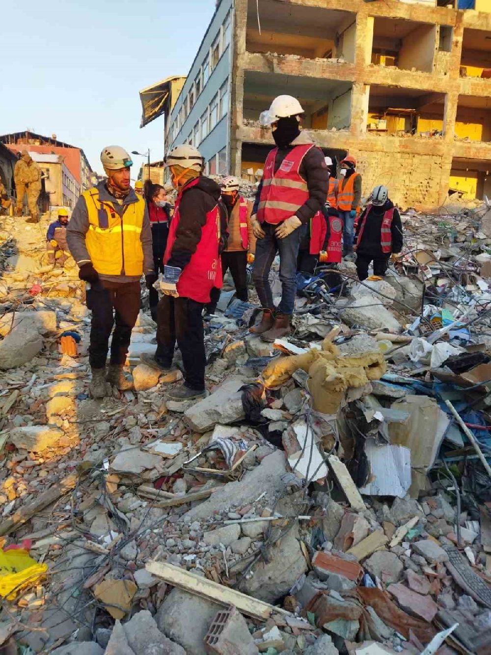 TRAC Aydın Şubesi deprem bölgesinde aktif olarak rol aldı
