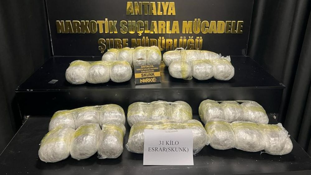Antalya'da 71 kiloluk uyuşturucu operasyonu