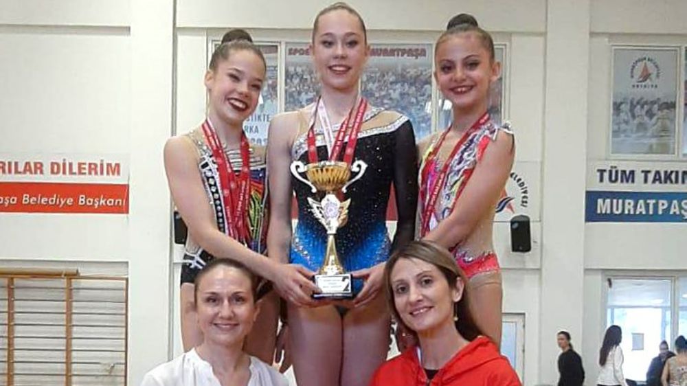 Antalyasporlu Cimnastikçiler gururlandırıyor