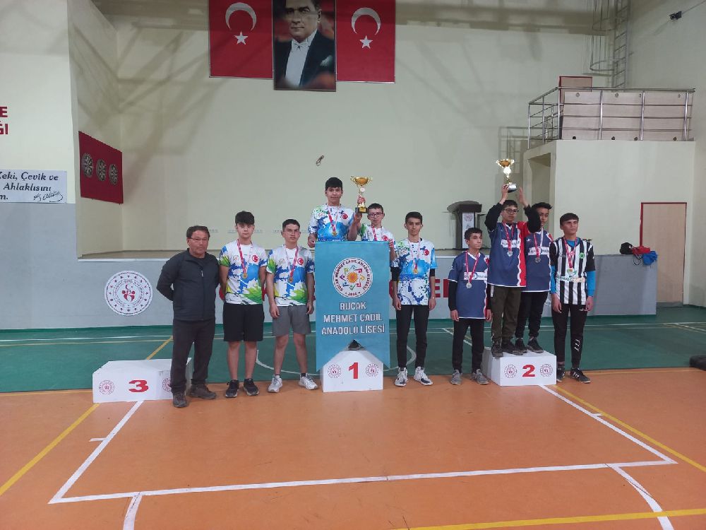 Bucak'ın gururu oldular; Burdur'u temsil edecekler
