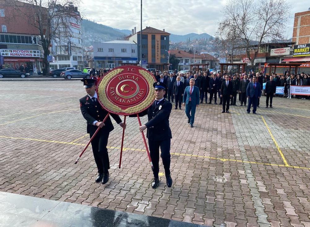 Bucak'ta şehitler unutulmadı; Çanakkale Zaferi'nin 108. yıldönümünde dualarla anıldı