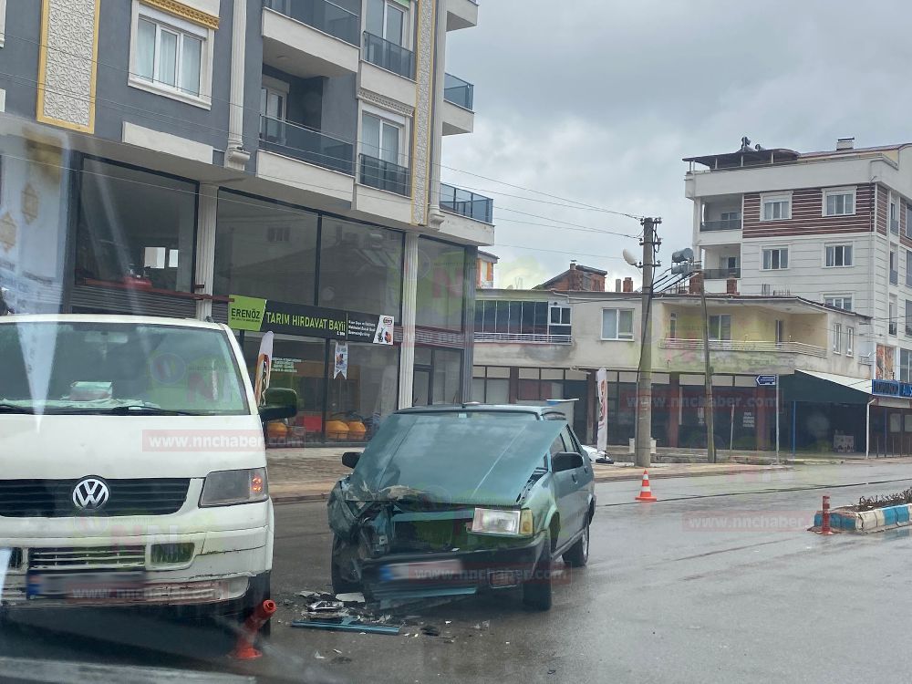 Bucak'ta trafik kazası; 1 yaralı