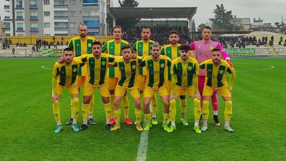 Lider Kepezspor 4 futbolcuyu kadrosuna kattı