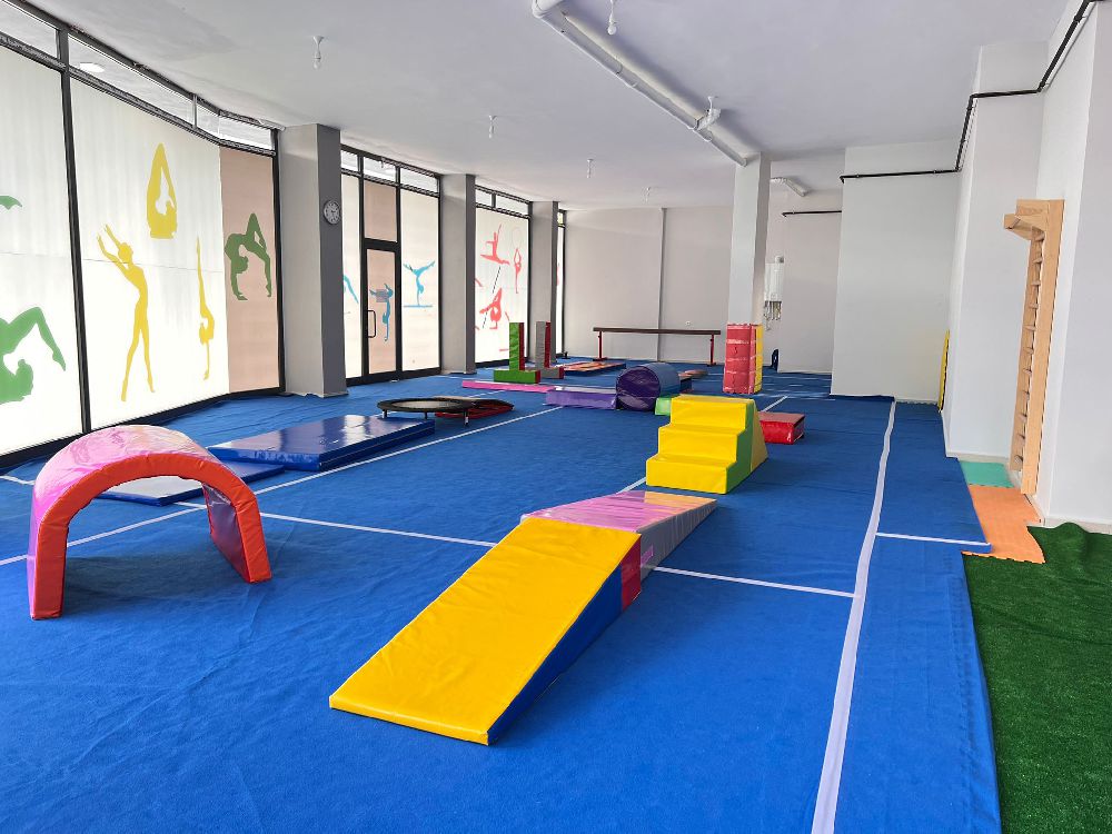 AD Cimnastik Spor Kulübü Bucak'ta hizmete açıldı