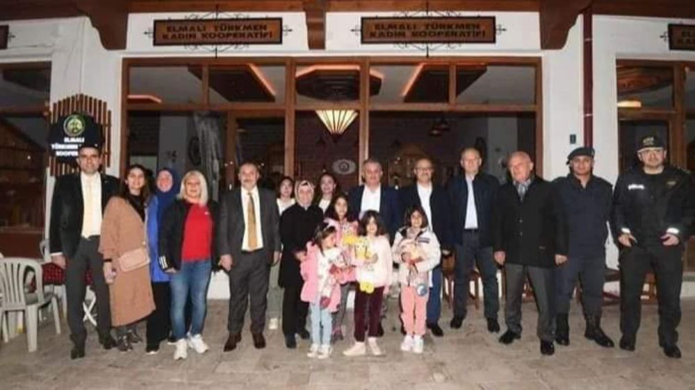 Antalya Valisi Ersin Yazıcı Elmalı  Jandarmanın İftar  Yemeğine katıldı 