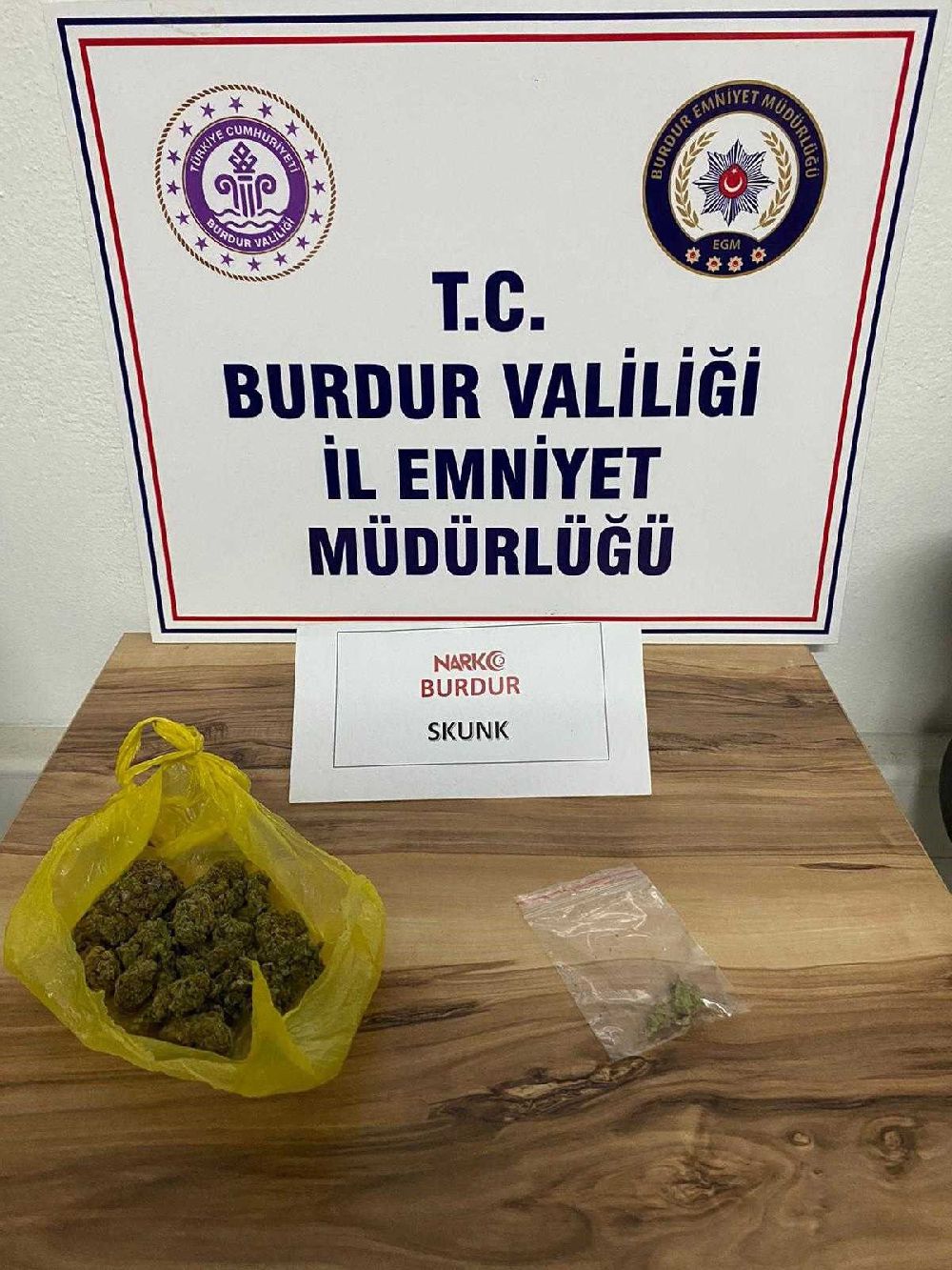 Burdur'da uyuşturucuya geçit yok; 3 şüpheli tutuklandı