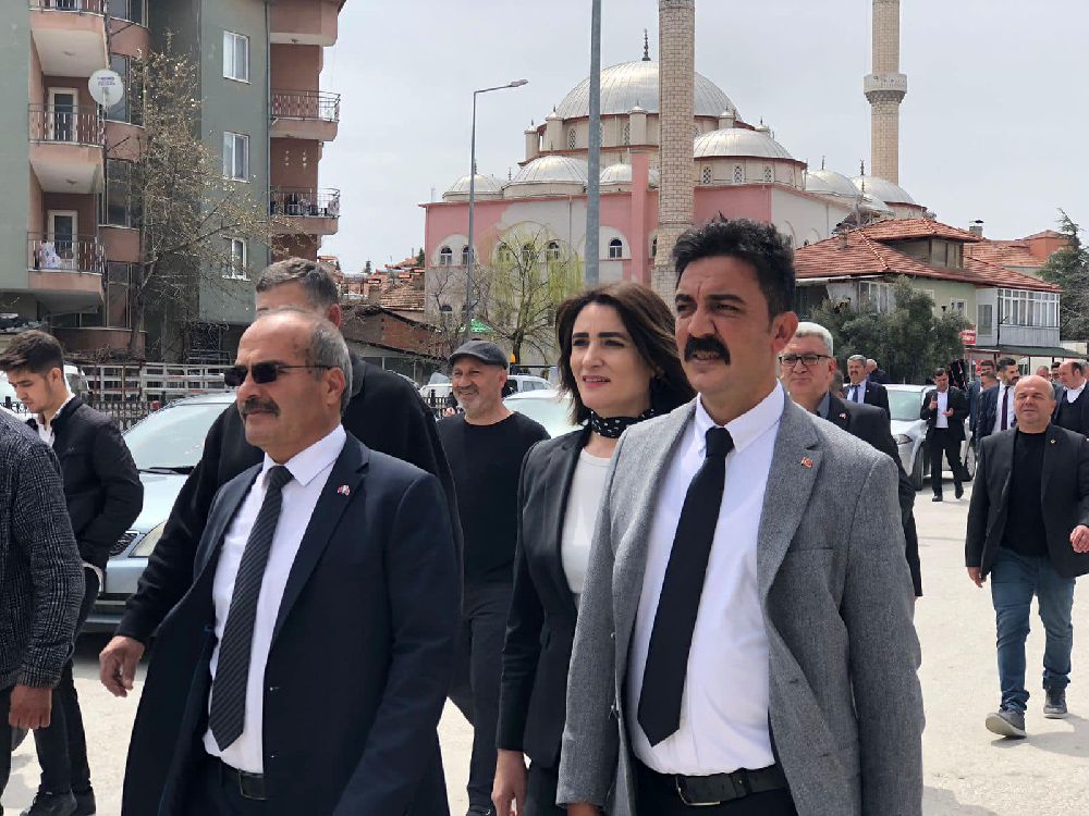 MHP Burdur Milletvekili adayları Gölhisar'da vatandaşlarla buluştu