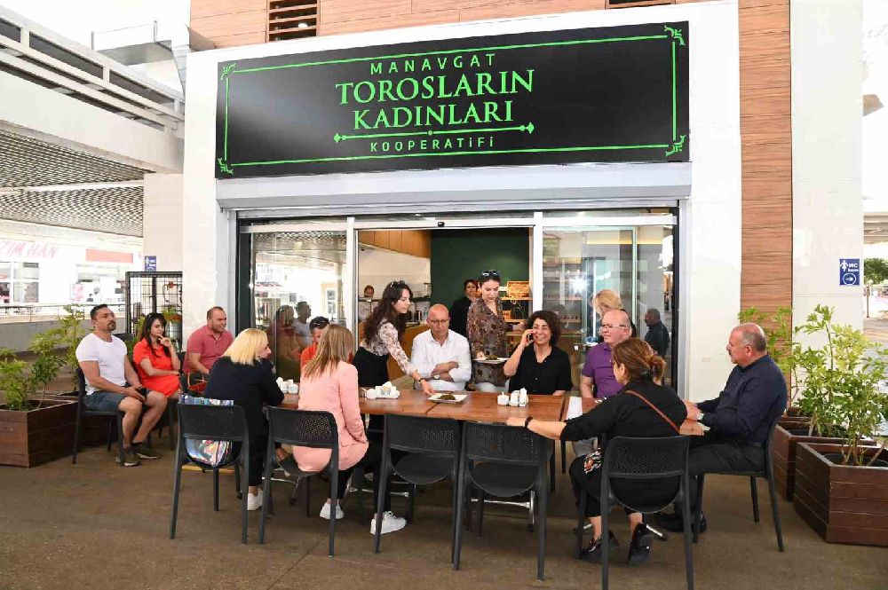 Antalya'da firmadan kadın emeğine ve yerel topluma destek