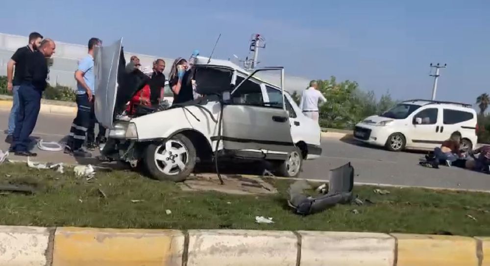 Antalya'da kaza 2 yaralı