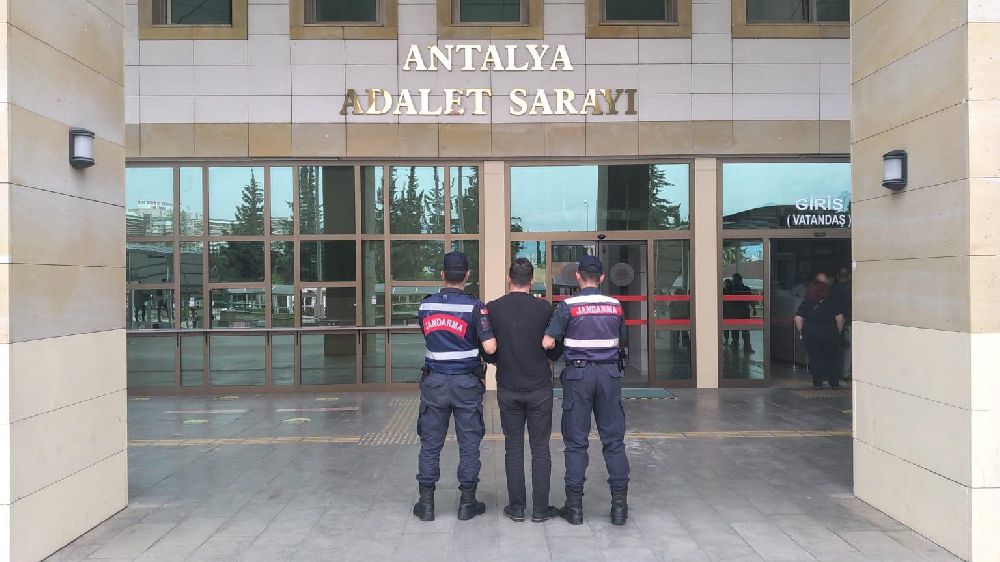 Antalya'da zehir tacirlerine nefes aldırmadılar