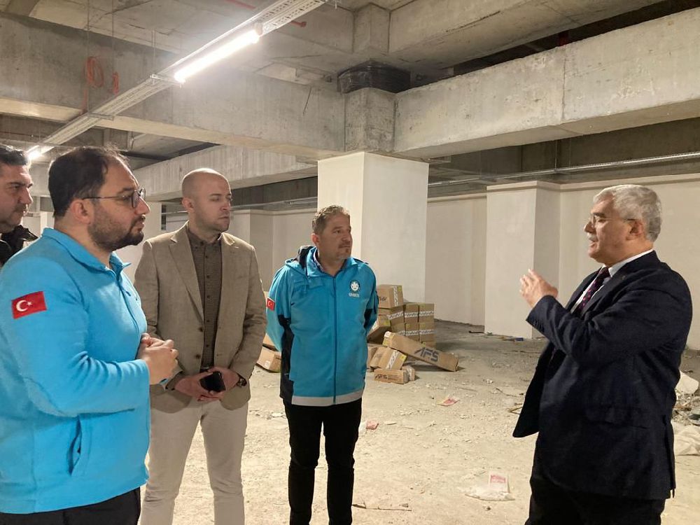 Burdur'da yeni devlet hastanesinde deprem izolatörleri yerleştirildi
