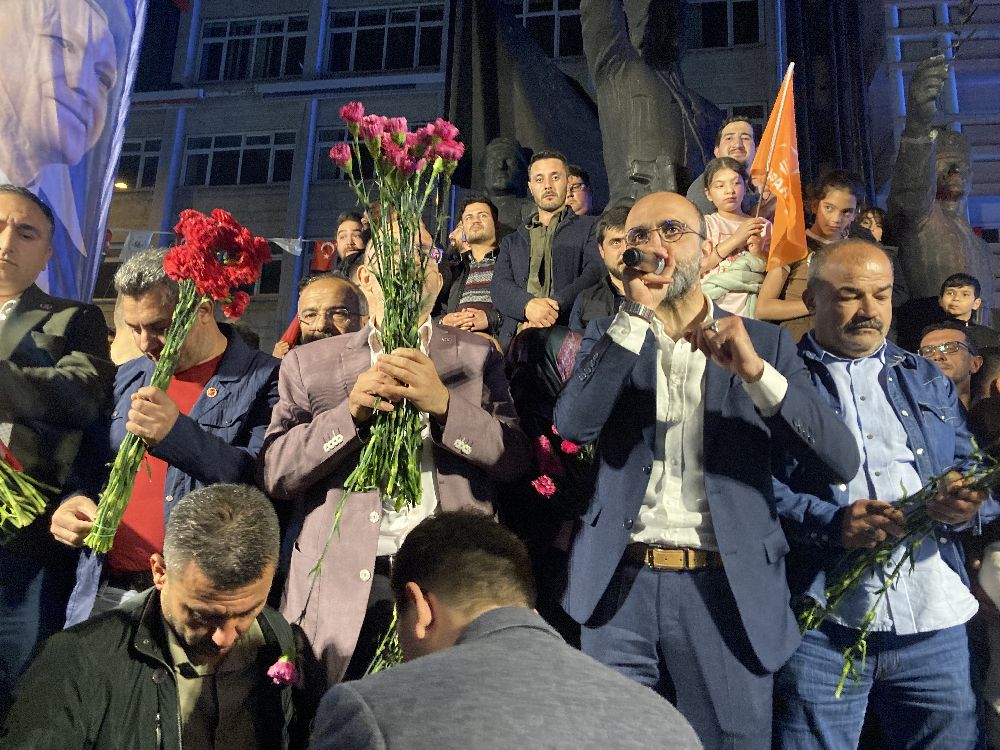 Erdoğan sevdalılarından Burdur'da coşkulu kutlama