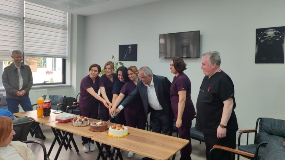 MAKÜ Rektör Vekili Durmuş Acar Diş Hastanesini Ziyaret Etti ve Hemşireler Haftasını Kutladı