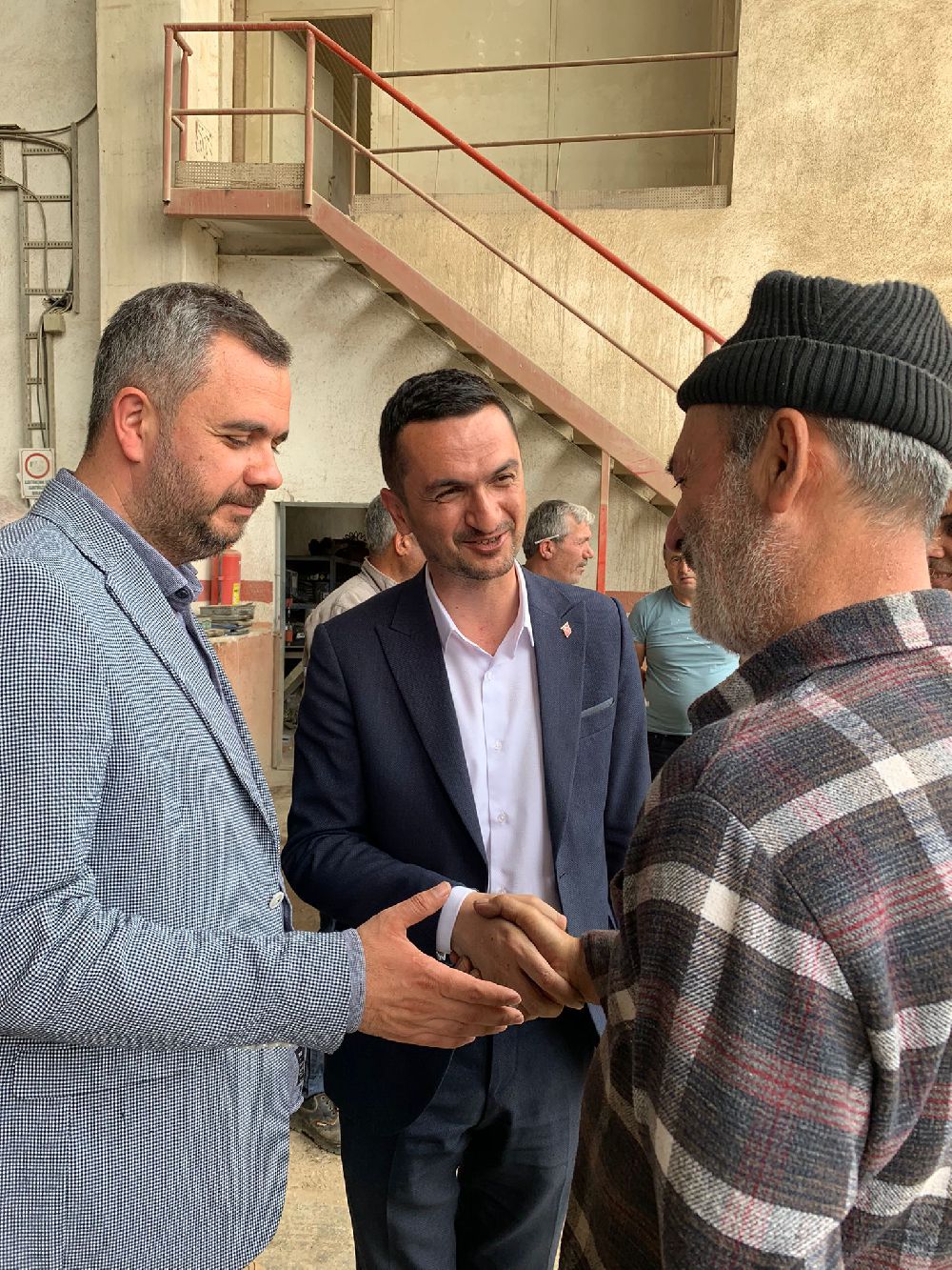 Mustafa Oğuz'dan Bucak'ta AS Çimento ziyareti