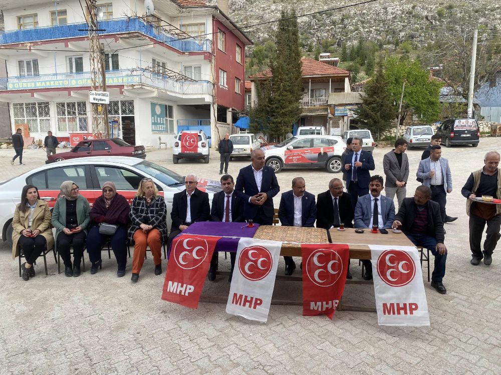 Tefenni'de MHP'ye tam destek