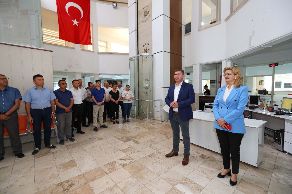 Başkan Ercengiz, Belediye Personeliyle Bayramlaştı