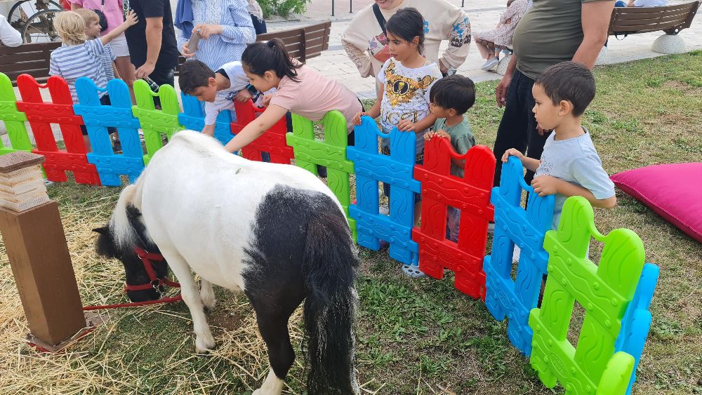 EXPO Antalya, Kepez’in çocuk çiftliği etkinliğiyle şenlendi