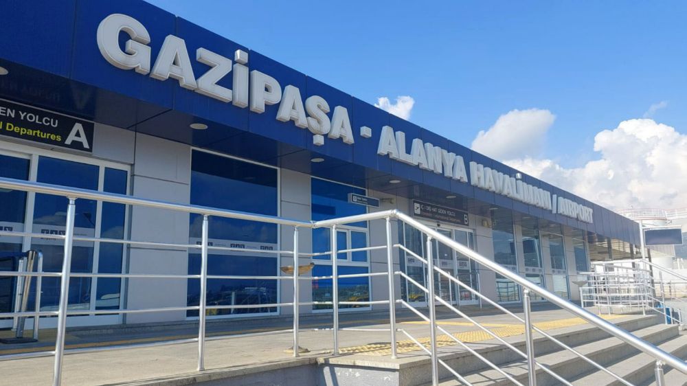 Gazipaşa Alanya havaalanını bu ay 70 binden fazla yolcu kullandı