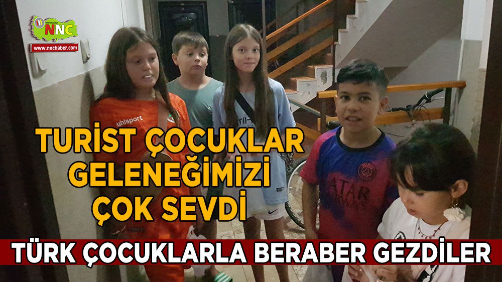 Türk ve yabancı çocuklar şeker dolu bayram eğlencesi