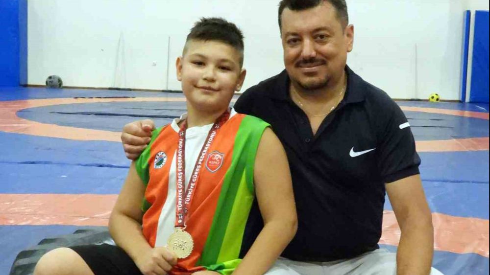 11 Yaşındaki Bu azim Türkiye şampiyonu Yaptı 
